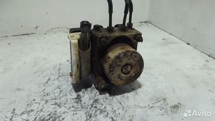 Mazda MPV блок ABS