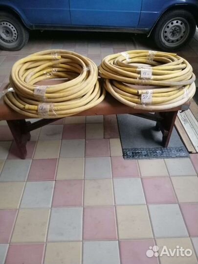 Шланг поливочный резиновый бу