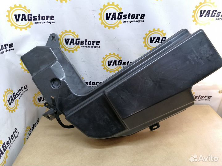 Сабвуфер Audi A4 2006