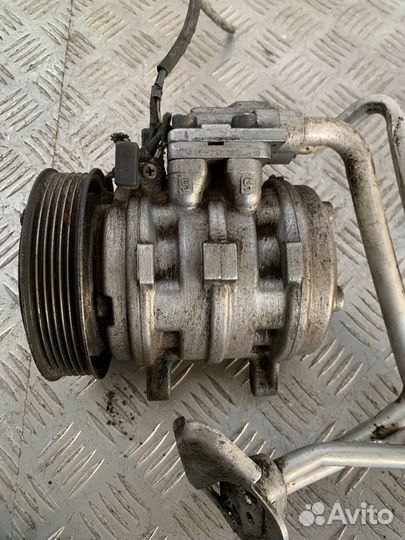 Компрессор кондиционера Фольксваген Поинтер