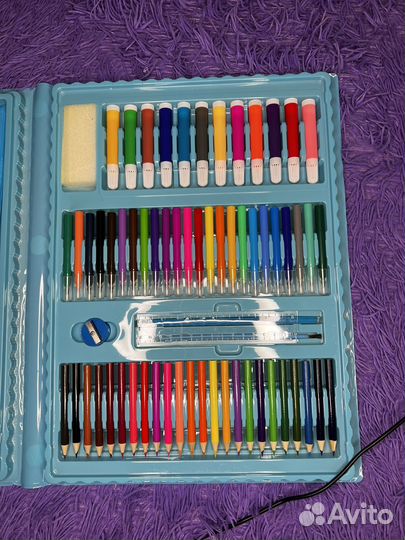 Набор юнного художника 208 предметов