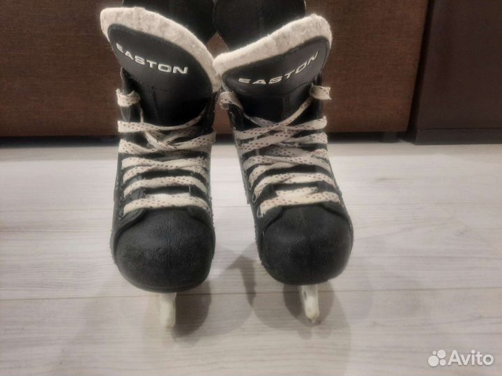 Коньки хоккейные Easton EQ10 размер 28.5