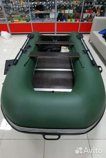 Лодка пвх Gladiator B 370