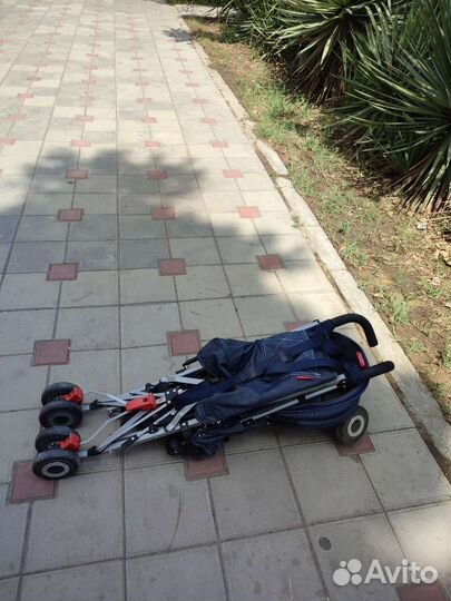 Прогулочная коляска трость mclaren