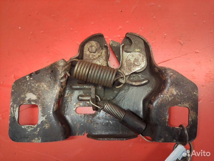 Замок капота Jeep Grand Cherokee ZJ