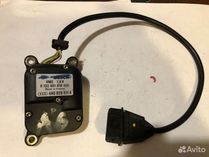 Audi A6 C4 Моторчик заслонки отопителя