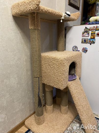 Домик с когтеточкой