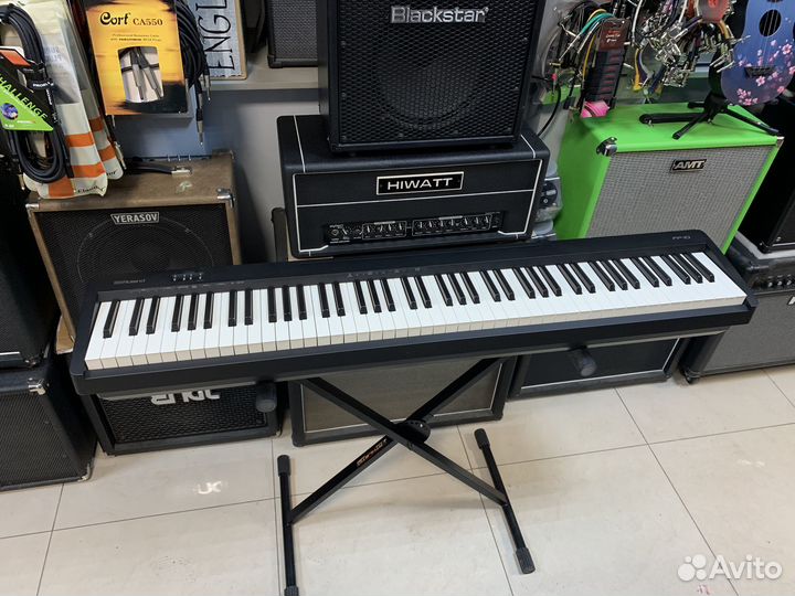 Цифровое пианино, 88 клавиш Roland FP-10-BK