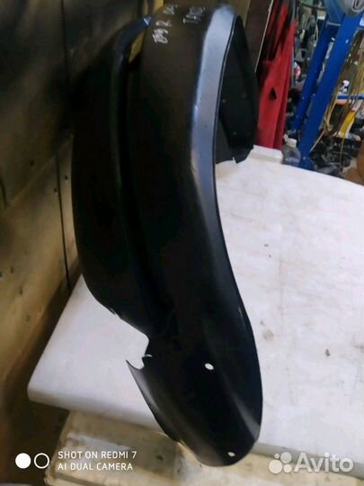 Подкрылок задний правый Cadillac Escalade Tahoe 2