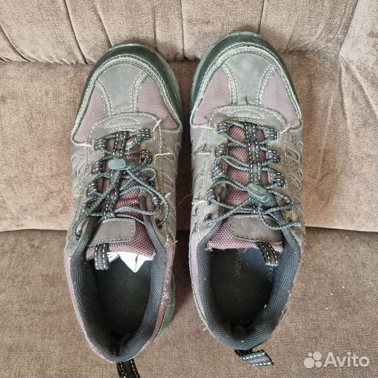 Кроссовки детские