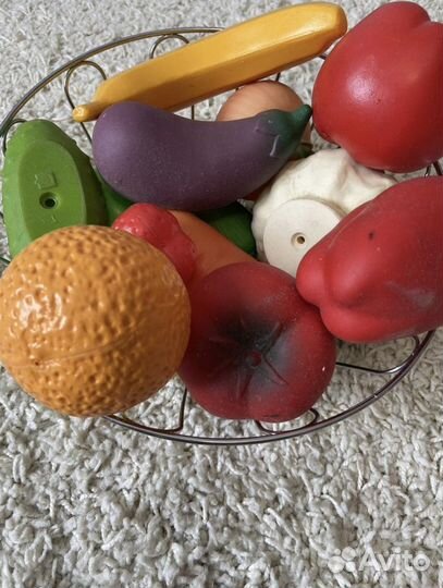 Игрушки для развития: овощи, фрукты