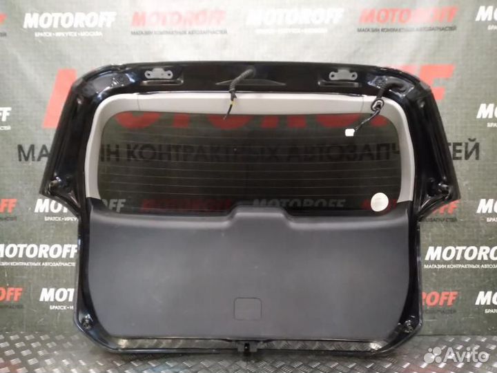 Дверь пятая Тойота Виш ZNE10 темная спойлер А328