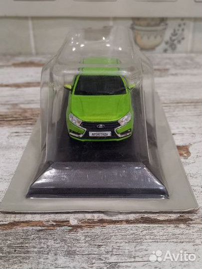 Авто легенды новая эпоха LADA vesta масштаб 1:43