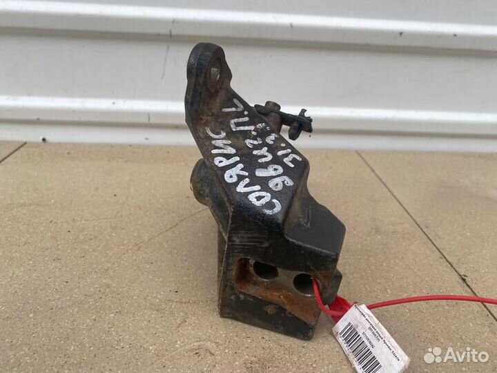 Кронштейн двигателя левый Hyundai Solaris