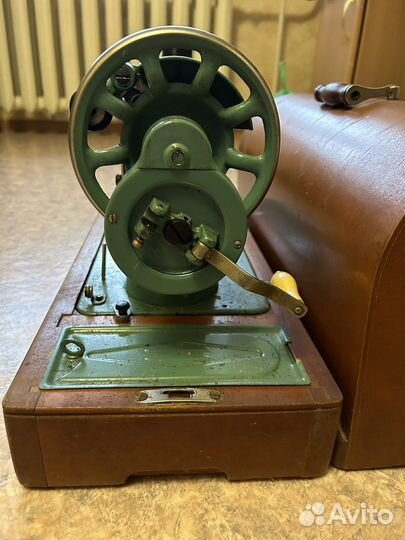 Швейная машинка пмз им Калинина