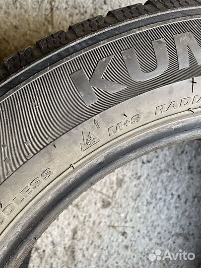 Kumho WinterCraft SUV Ice WS51 215/60 R17 100T