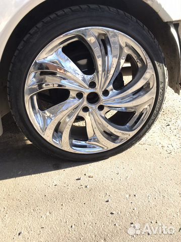 R19 Triangle LS01 245/35, PCD 5x112 DIA 70