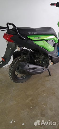 Скутер Vento Naked