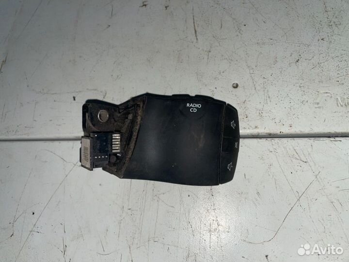 Переключатель управления магнитолой