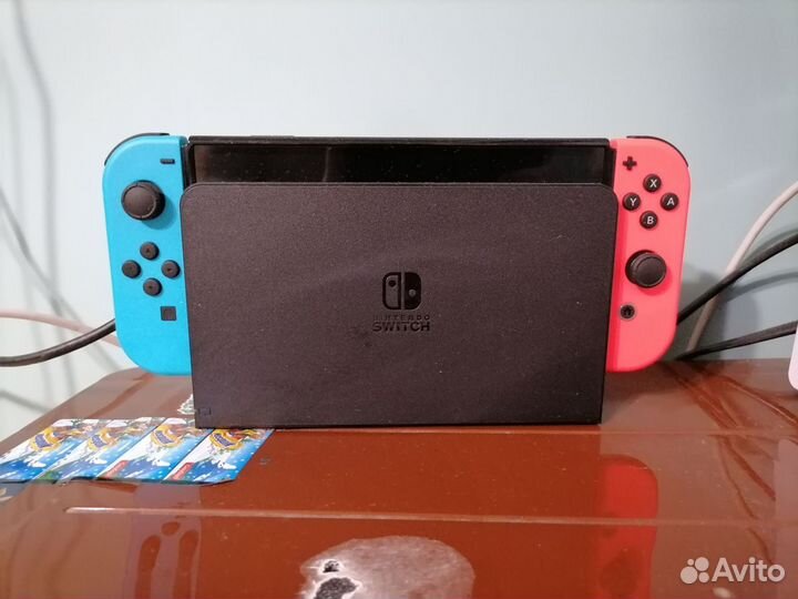 Игровая приставка Nintendo switch oled