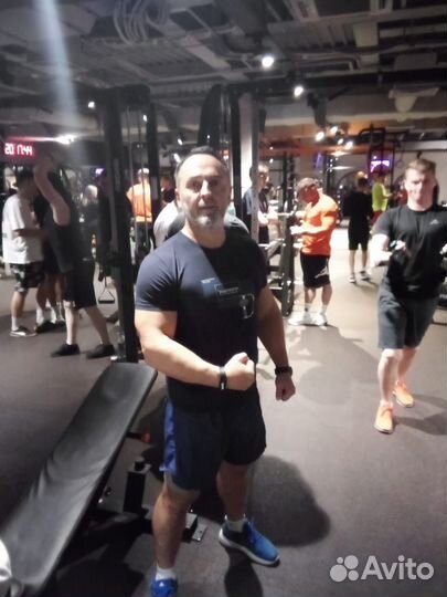 Фитнес тренер