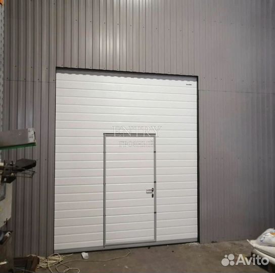 Ворота гаражные секционные