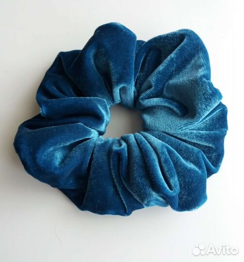 Большие бархатные резинки для волос
