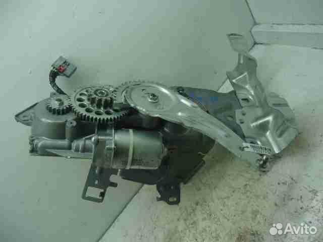 Моторчик крышки багажника Cadillac Escalade