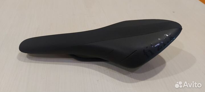 Седло для велосипеда Fizik Arione R7