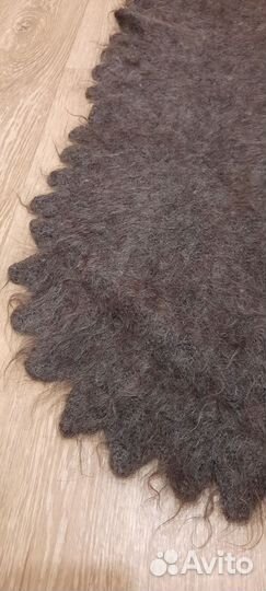 Пуховый платок шаль