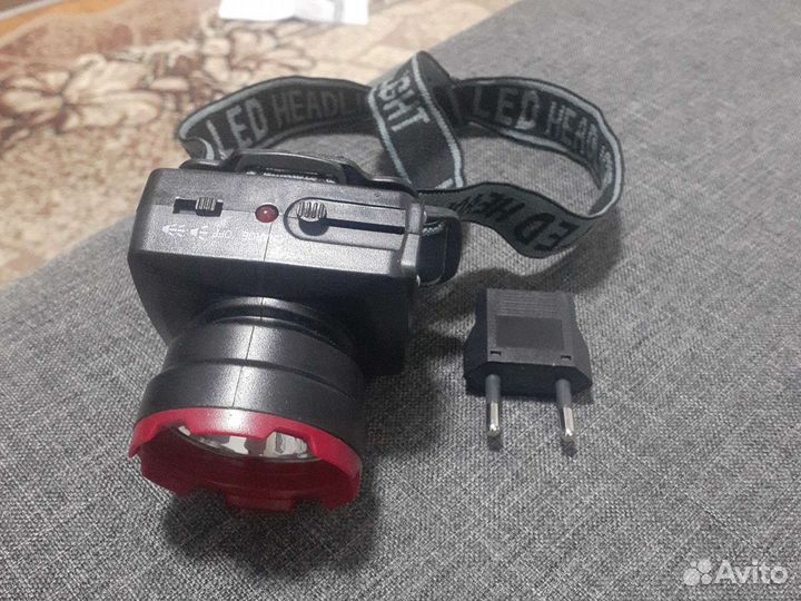 Налобный фонарь