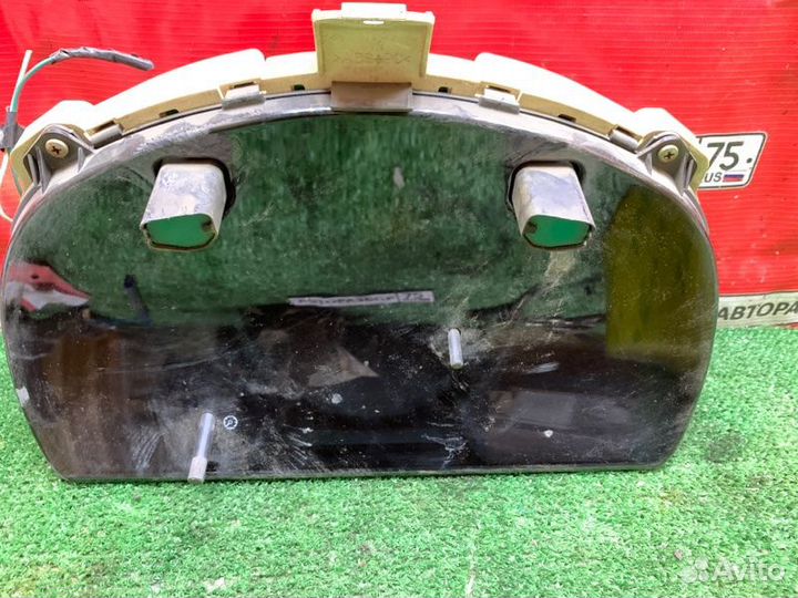 Панель приборов Toyota Kluger V ACU20W 2azfe 2001