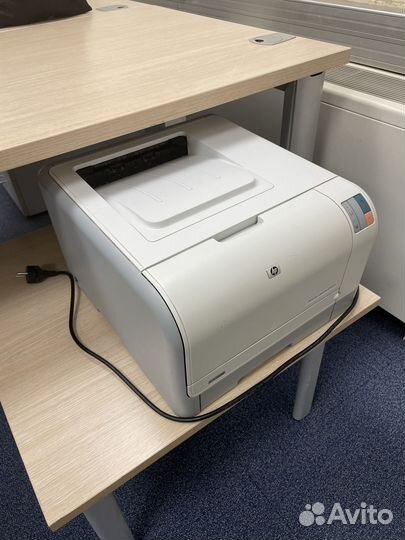 Б/У цв. лазер. принтер hp color laserjet cp1215