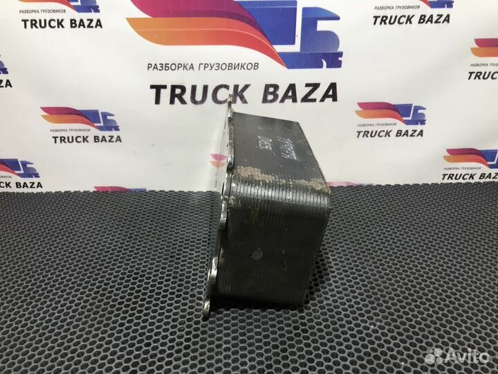 Радиатор масляный Daf XF106