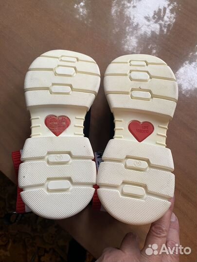 Кроссовки love moschino