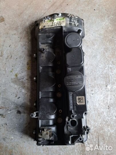 Крышка клапанов Mercedes om646