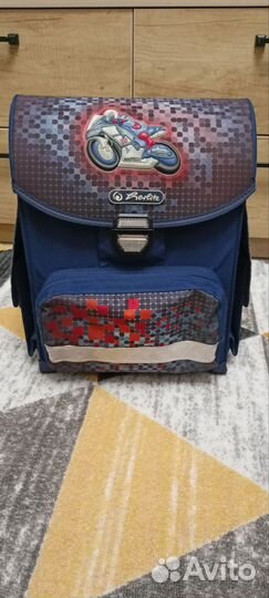 Школьный рюкзак