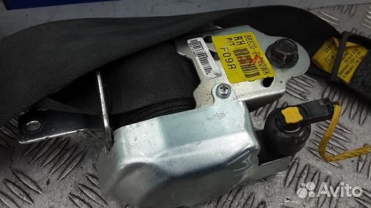 Ремень безопасности с пиропатроном сиденья передне