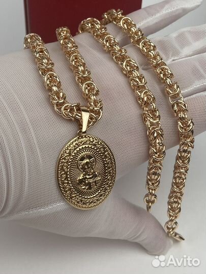 Цепьс кулоном