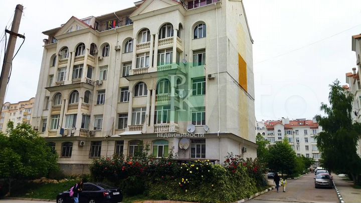 Помещение 333,9 м2 в цоколе на Античном пр-кте