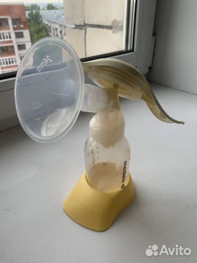 Молокоотсос medela ручной