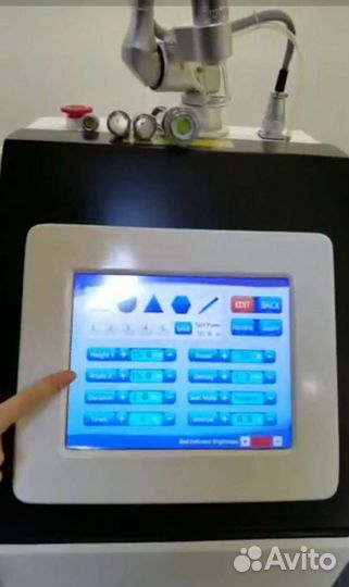 Продаю фракционный лазер Co2