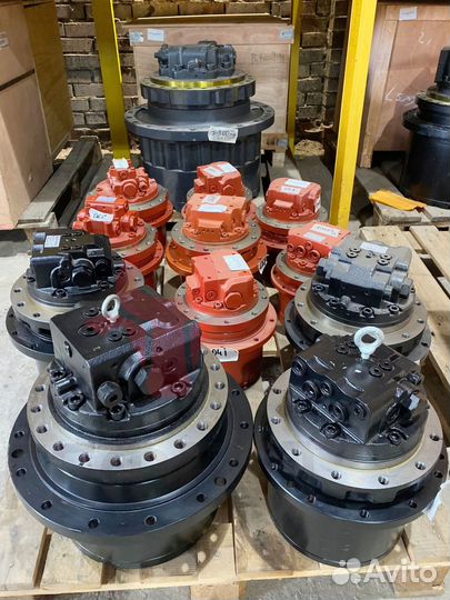 Редуктор хода Hitachi ZX125US-E 9181123