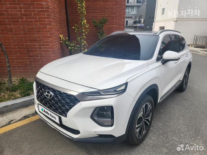 Hyundai Santa Fe 2.2 AT, 2019, 108 529 км