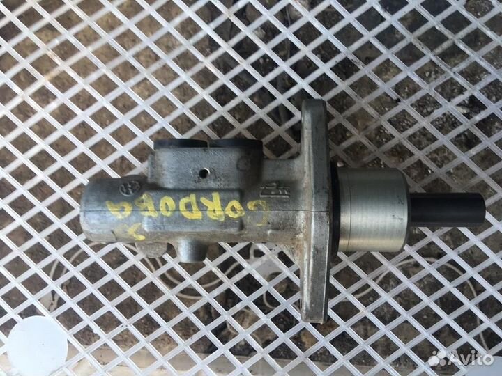 Цилиндр тормозной главный Сеат Кордоба