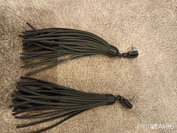 Серьги в ассортименте