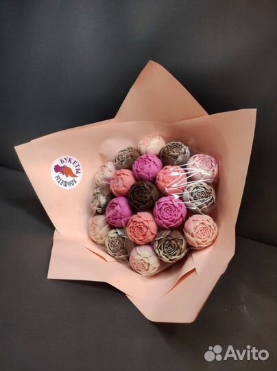 Букет - 19 Пионов из Настоящего Шоколада