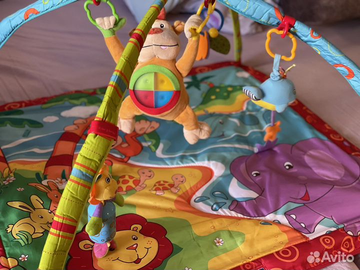 Развивающий коврик