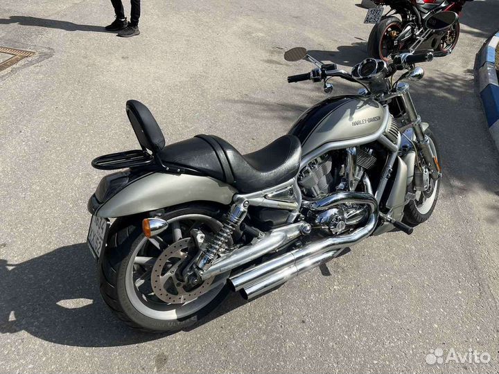 Harley-Davidson v-rod vrsca 2006