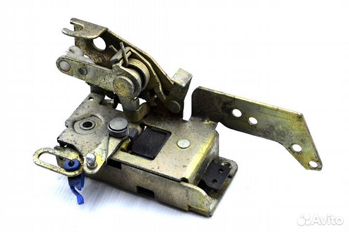 Замок двери, правый MAN TGA 18.440 (01.00)